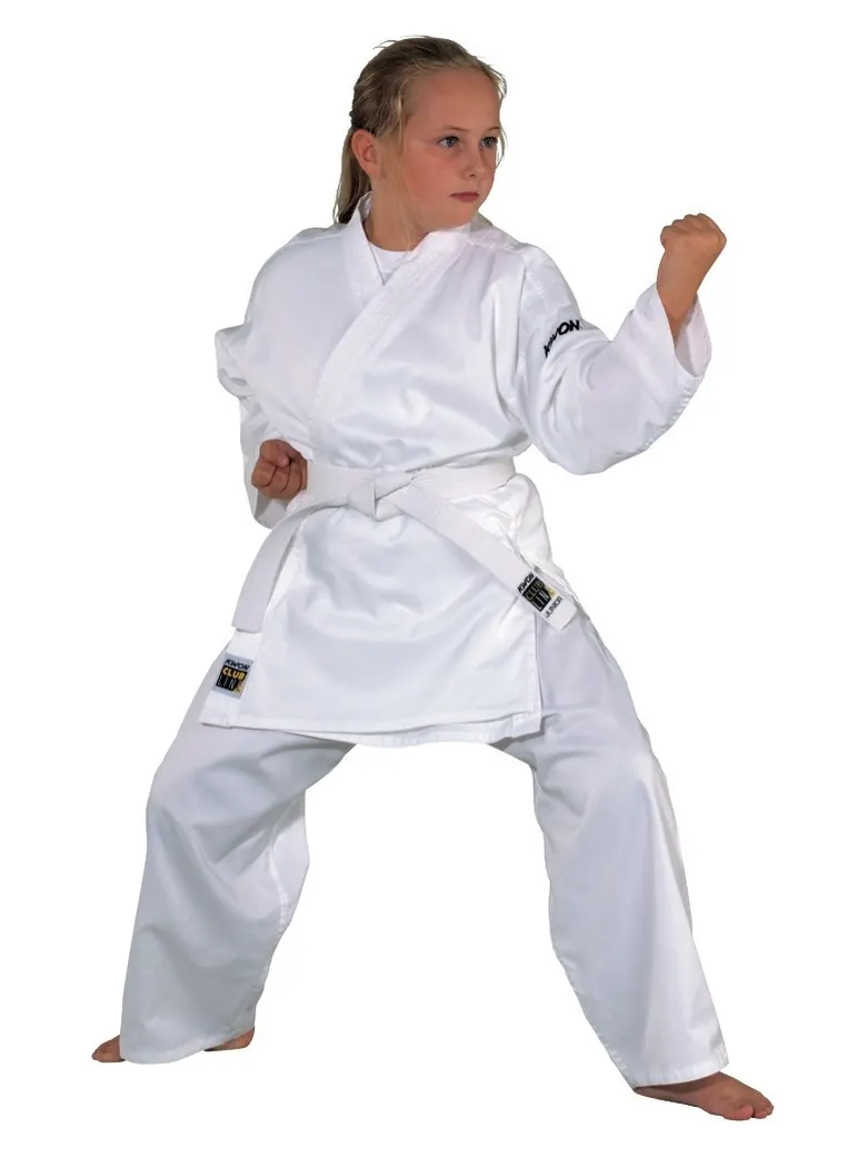 Copil în kimono de aikido Kwon